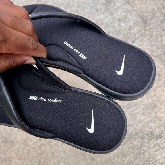 WMNS NIKE ULTRAS COMFORTS 3 THONGS THNG III BLACKS WHITES FOOTBEDS WOMENS - Picture 5 of 9